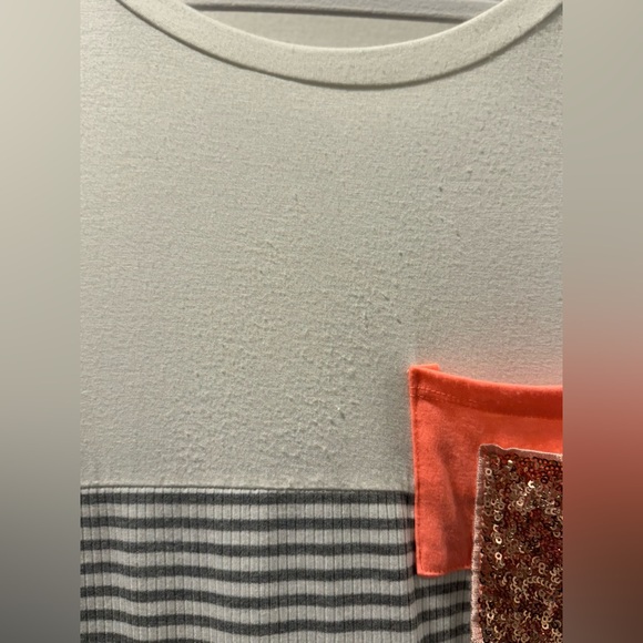 Sequin Pocket short sleeve tee Large - Picture 2 of 4
